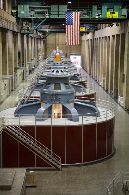 arizona_nevada_hoover_dam_2.jpg