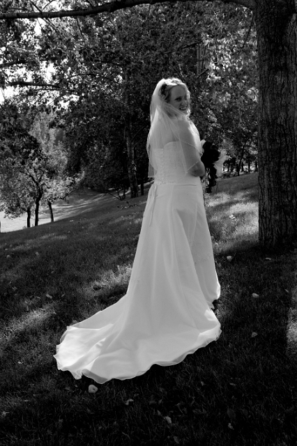 calgary_wedding_candid_kerriandjames_10.jpg