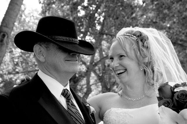 calgary_wedding_candid_kerriandjames_13.jpg