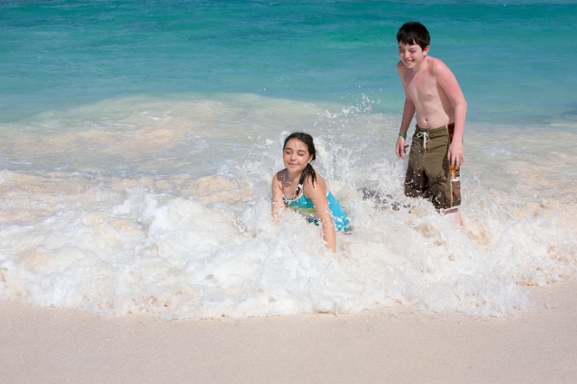 dominican_republic_beach_kids_philandrenae_15.jpg