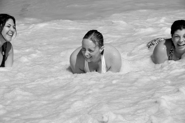 dominican_republic_beach_weddingparty_philandrenae_14.jpg