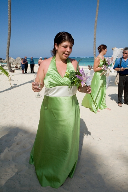 dominican_republic_ceremony_gettingready_candid_philandrenae_10.jpg