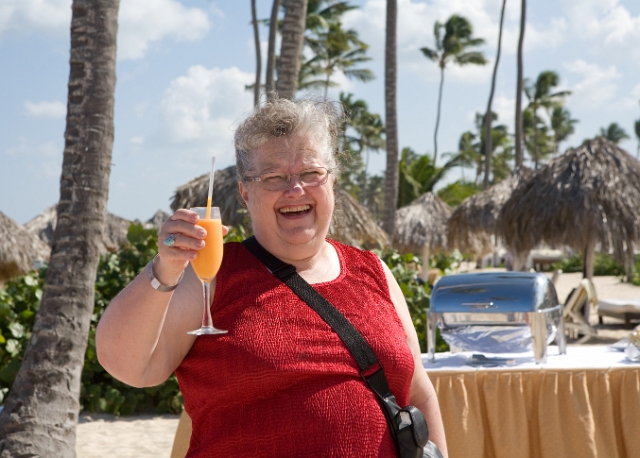 dominican_republic_ceremony_gettingready_candid_philandrenae_106.jpg