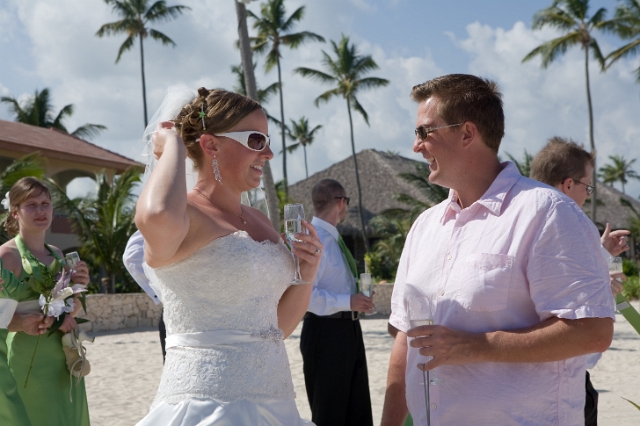 dominican_republic_ceremony_gettingready_candid_philandrenae_110.jpg