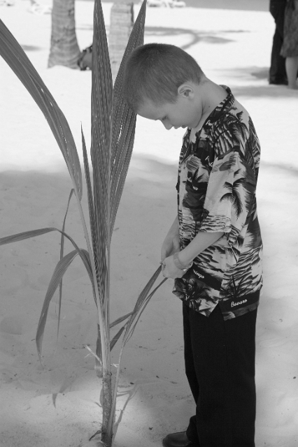 dominican_republic_ceremony_gettingready_candid_philandrenae_117.jpg