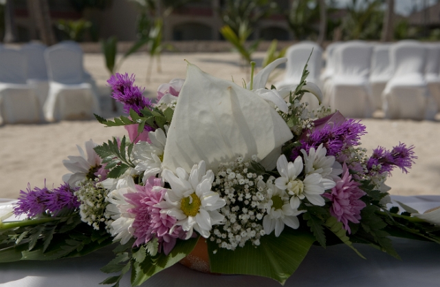 dominican_republic_ceremony_gettingready_candid_philandrenae_38.jpg