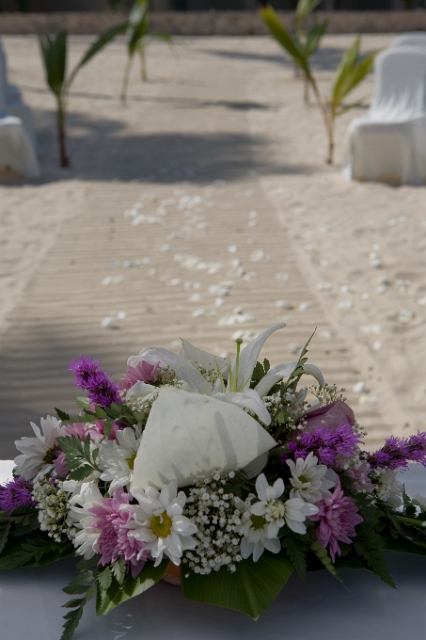 dominican_republic_ceremony_gettingready_candid_philandrenae_60.jpg