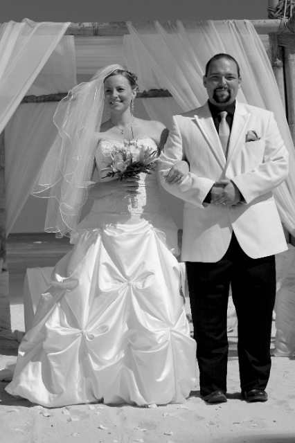 dominican_republic_ceremony_gettingready_candid_philandrenae_61.jpg