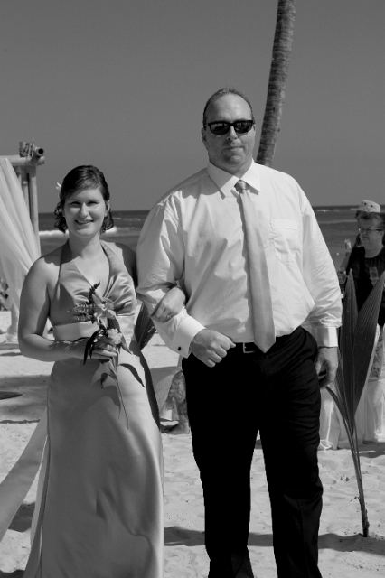 dominican_republic_ceremony_gettingready_candid_philandrenae_70.jpg
