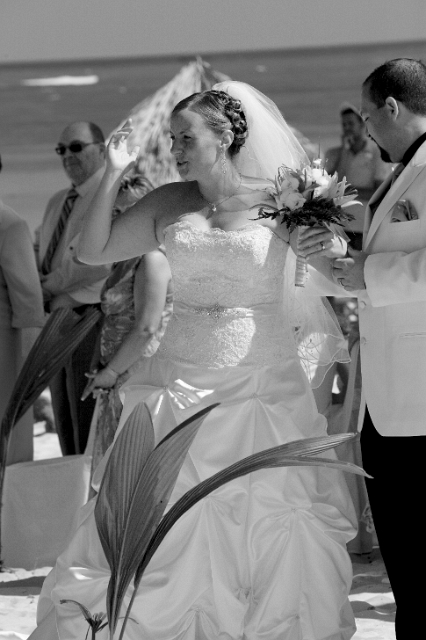 dominican_republic_ceremony_gettingready_candid_philandrenae_75.jpg