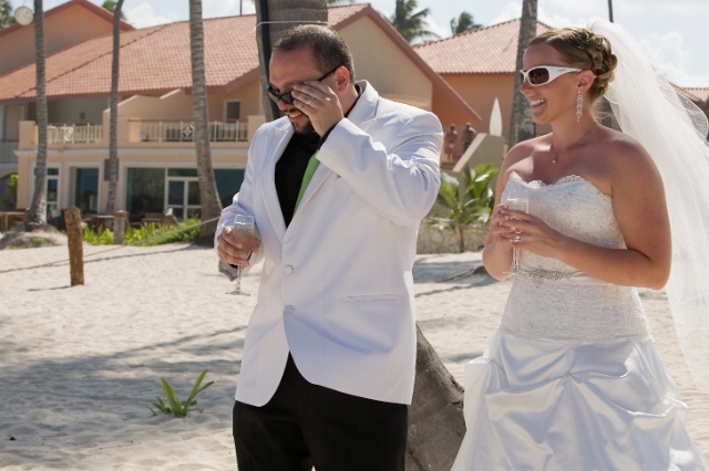 dominican_republic_ceremony_gettingready_candid_philandrenae_79.jpg