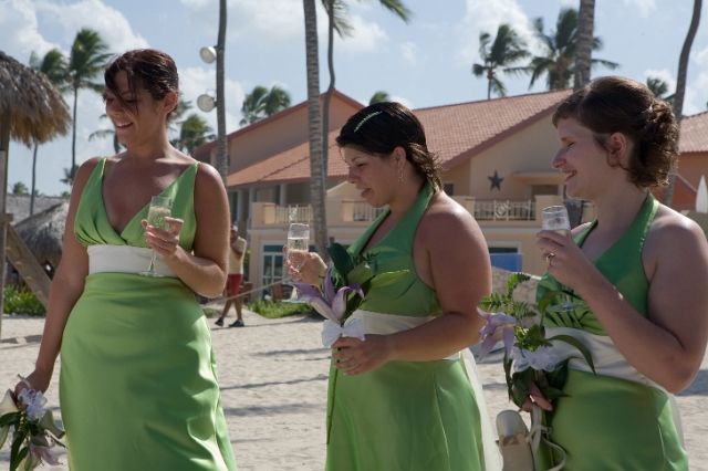 dominican_republic_ceremony_gettingready_candid_philandrenae_94.jpg