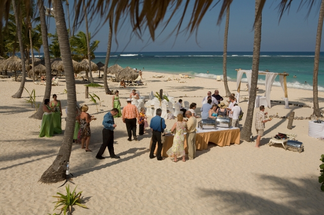 dominican_republic_ceremony_gettingready_candid_philandrenae_97.jpg