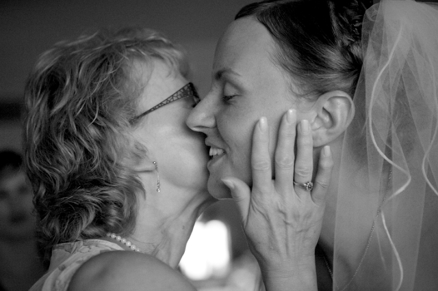 dominican_republic_wedding_gettingready_candid_philandrenae63.jpg