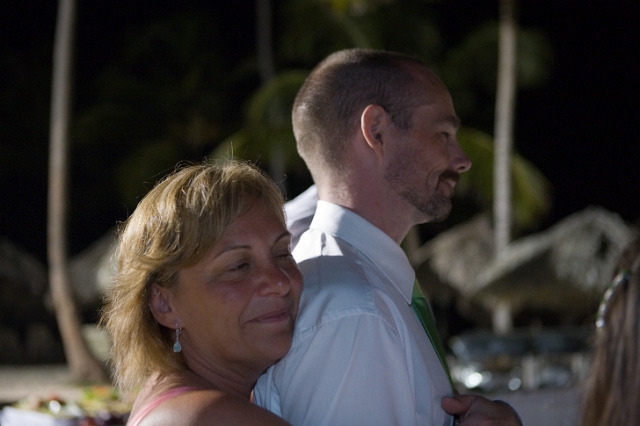 dominican_republic_wedding_reception_candid_philandrenae_189.jpg