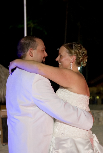 dominican_republic_wedding_reception_candid_philandrenae_218.jpg