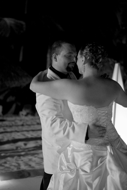 dominican_republic_wedding_reception_candid_philandrenae_220.jpg
