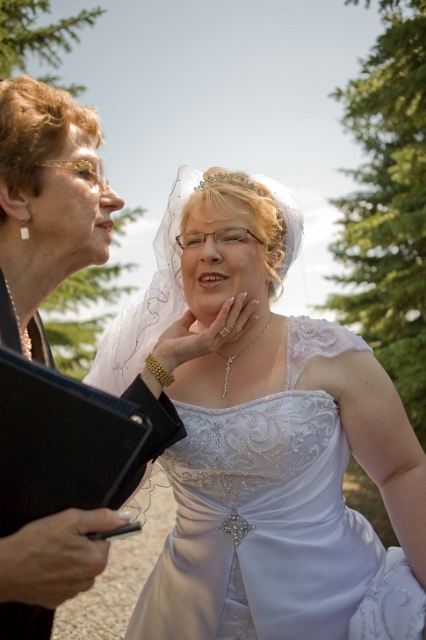 calgary_wedding_candid_triciaandjeremy_19.jpg