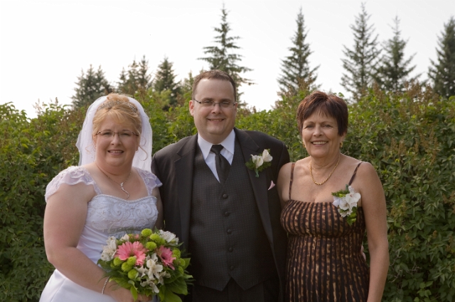 calgary_wedding_candid_triciaandjeremy_65.jpg